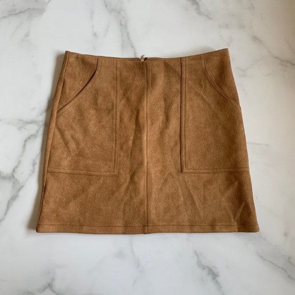 NEW Superdown Layla faux suede mini skirt Small - Picture 5 of 9